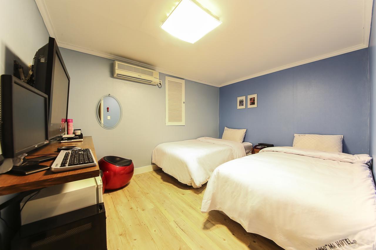 Hotel Goguma Shinchon Seoul Exterior photo