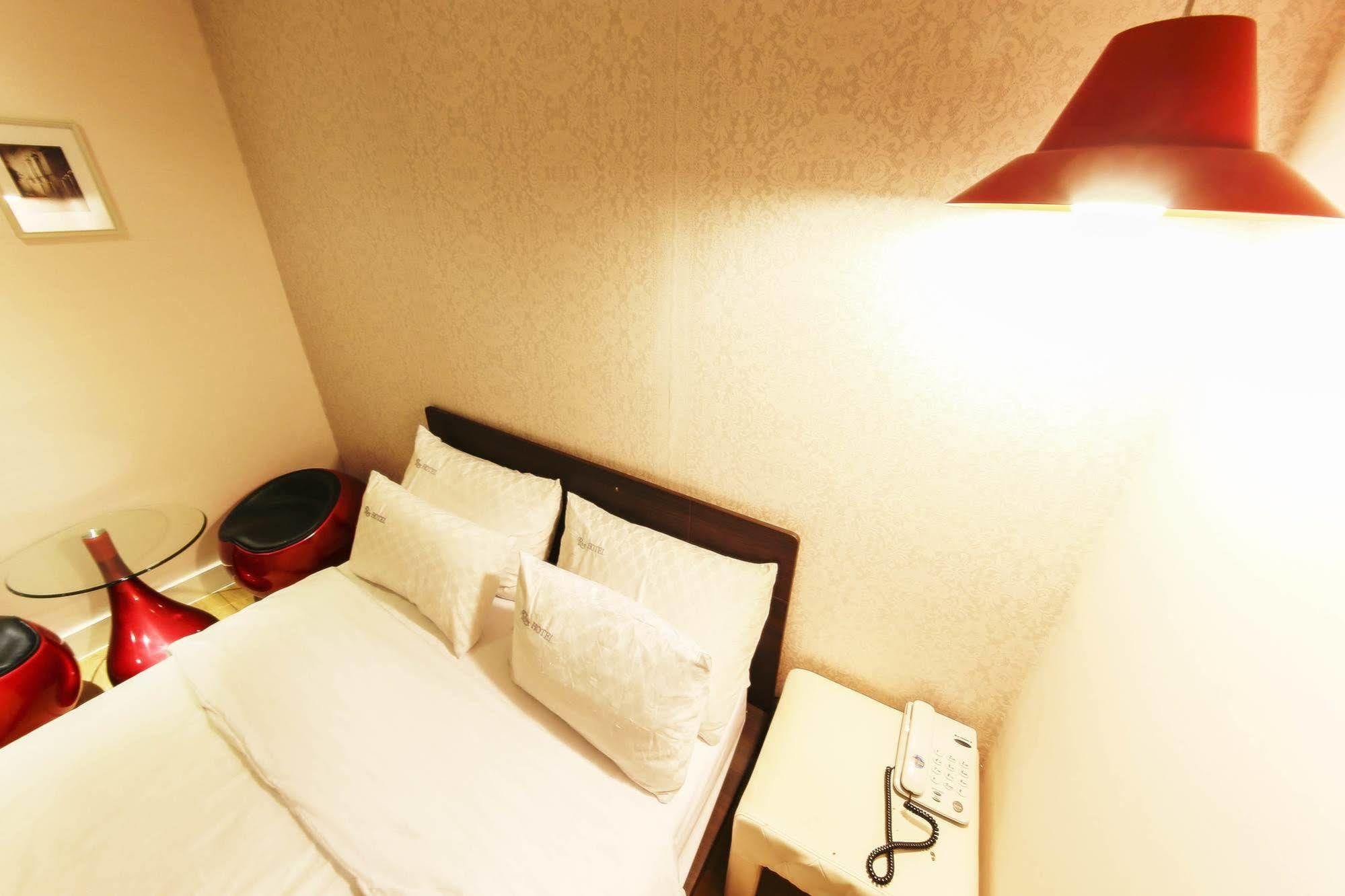 Hotel Goguma Shinchon Seoul Exterior photo